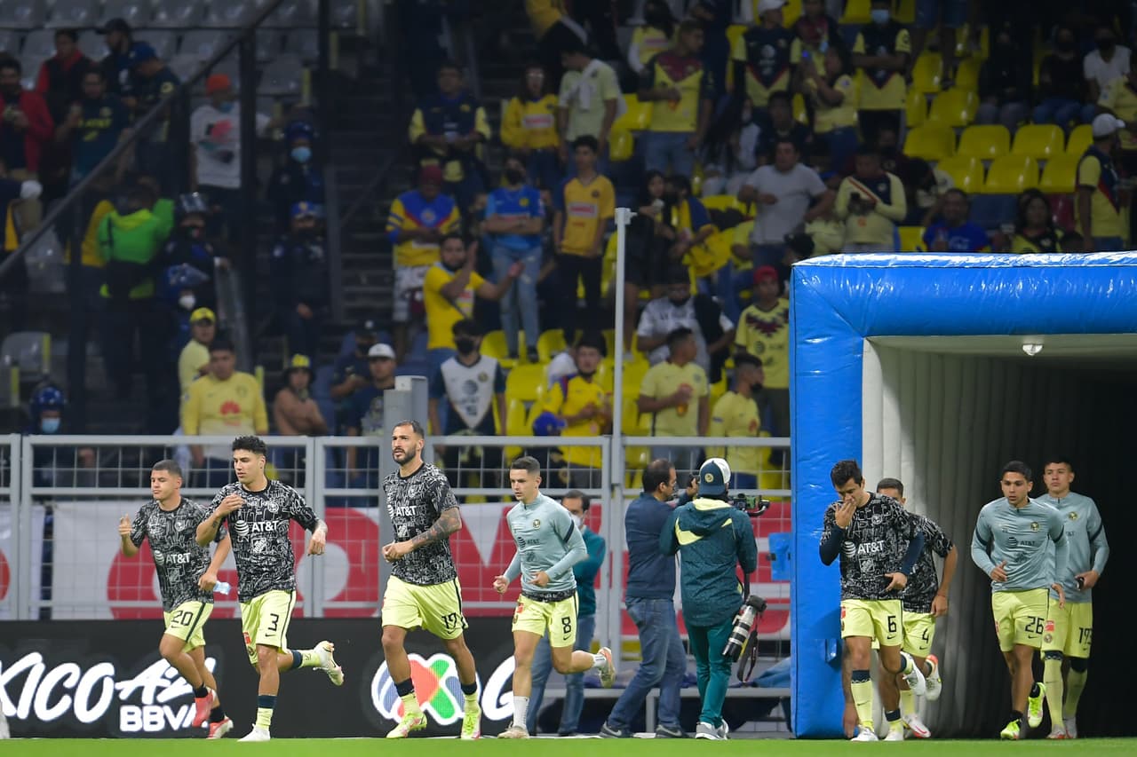 Con un auténtico juegazo de Alan Mozo, quien puso tres asistencias, además de los goles de Corozo y Meritao, Pumas fue mucho mejor que el América y lo eliminó en los Cuartos de Final del Grita México A21.