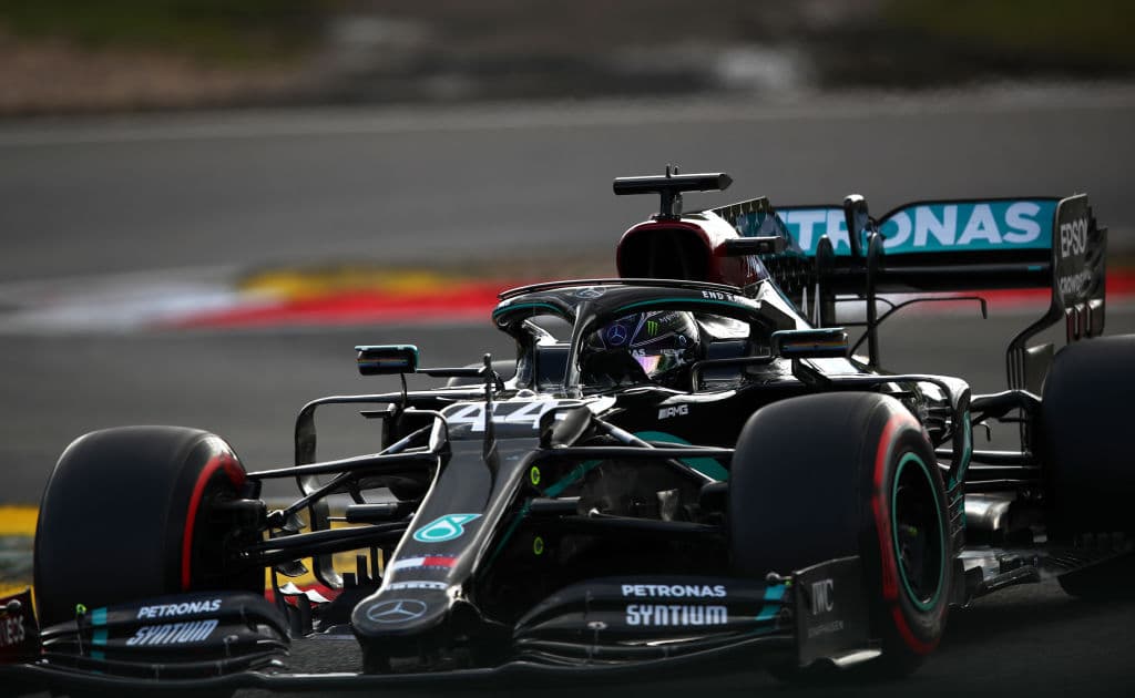 Charles Leclerc, Alexander Albon, Daniel Ricciardo, Esteban Ocon, Lando Norris, Sergio Pérez y Carolos Sainz, completan los que iniciarán en las primeras diez posiciones en el GP de Eifel.