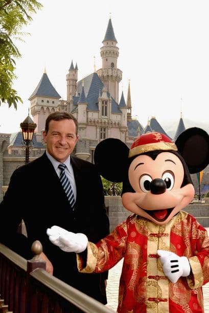 Con "Los vengadores" rompiendo récords taquilleros y los proyectos de secuelas de películas como "El Capitán América", "Iron Man2" y otros más, parece que las ganancias de Iger se seguirán incrementando año con año.