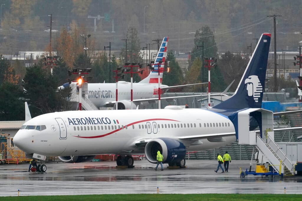 Chocan dos aviones en la pista del aeropuerto de la Ciudad de México: esto es lo que se sabe