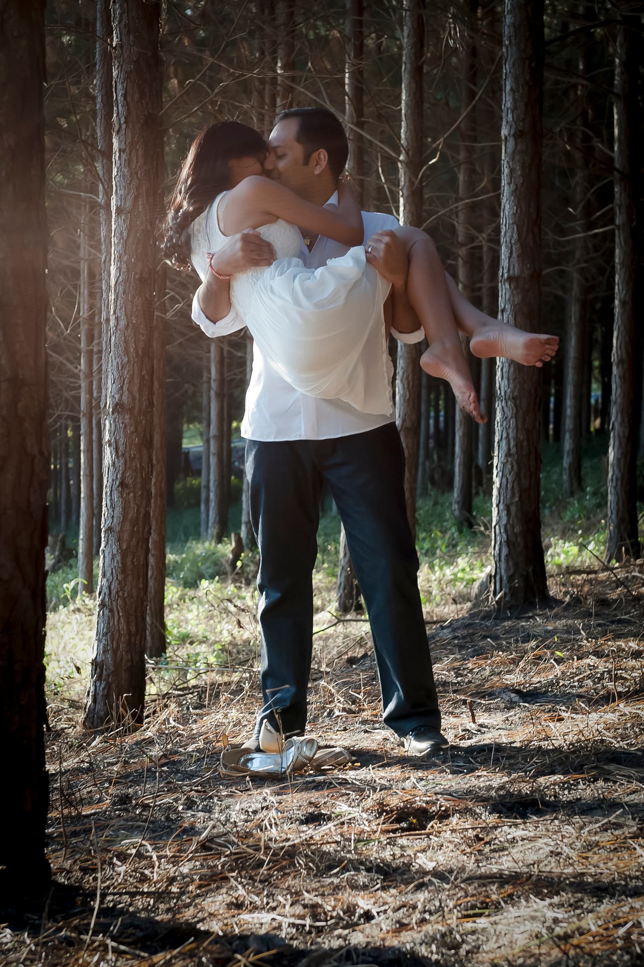 <b>Sagitario</b>
<br>¡La pareja aventurera! Capaz de escaparse y hacer el amor en lugares insólitos, escondidos entre los árboles de un bosque, en una playa solitaria, en medio del mar o bajo una cascada.