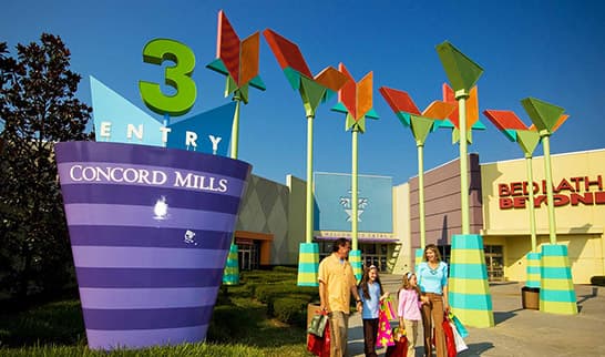El consorcio Simon Property Group anunció que planea reabrir los centros comerciales de SouthPark, Concord Mills y Charlotte Premium Outlets el próximo viernes, según reseñó Associated Press.