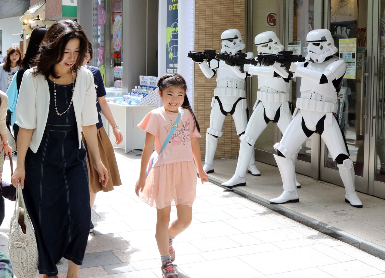 Ava DuVernay, directora de 'Selma', pidió celebrar a Star Wars, en lugar de crear polémica.