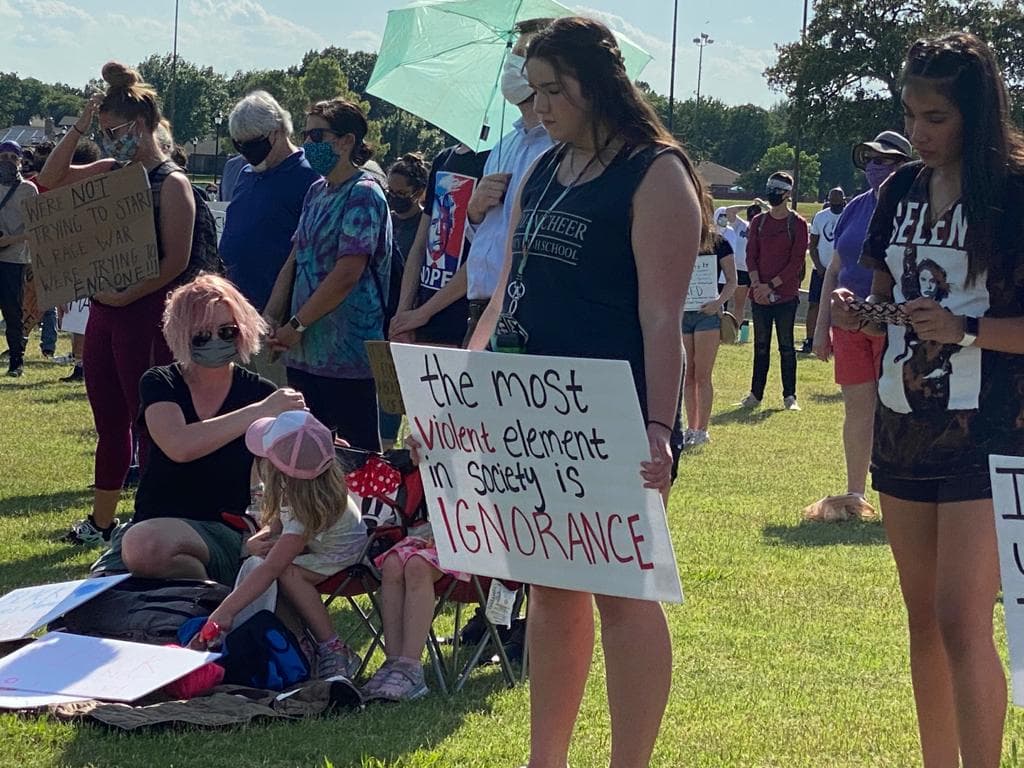 Una estudiante fue la organizadora de esta protesta.
<br>