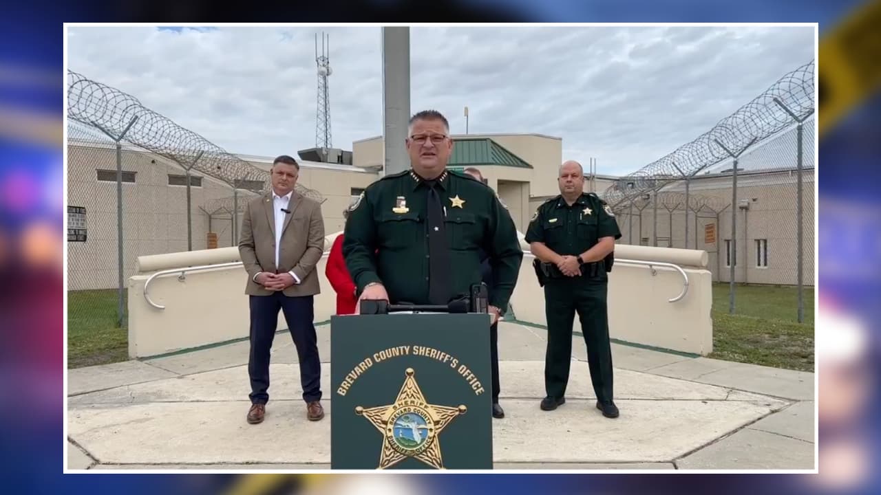 El alguacil Wayne Ivey