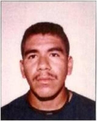 <h3 class="cms-H3-H3">Wilmer Villegas Palomino</h3>
<br>
<h3 class="cms-H3-H3">($5 millones)</h3>
<br>
<br>Este colombiano es considerado por la agencia como un miembro de alto rango del Ejército de Liberación Nacional (ELN) y es buscado
<b> por actividades de narcotráfico para el Frente de Guerra Noreste del ELN. </b>
<br>
<br>Una orden de arresto federal en su contra fue emitida el 13 de febrero de 2020, tras ser
<b>acusado de narcoterrorismo, conspiración y distribución internacional de cocaína. </b>