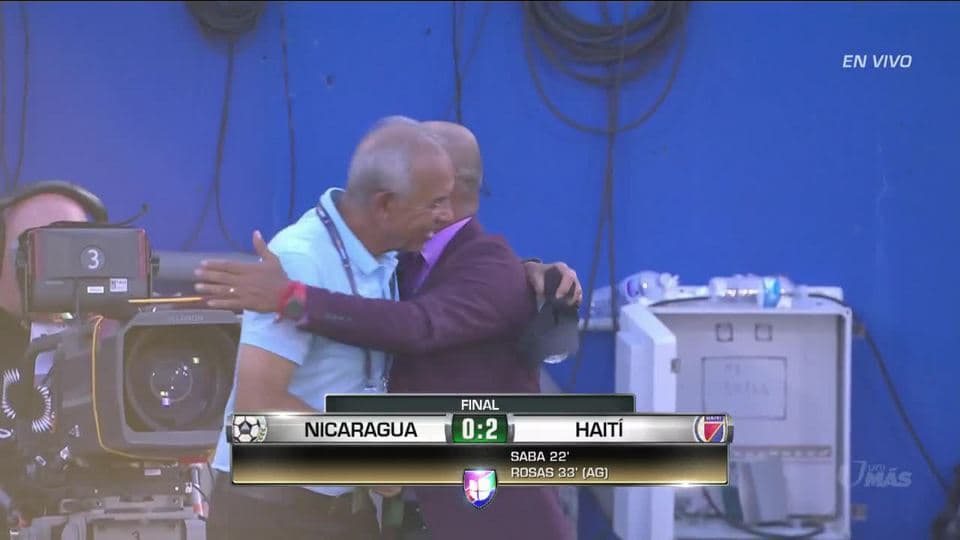 Se acabó el juego. El árbitro dio el silbatazo final.