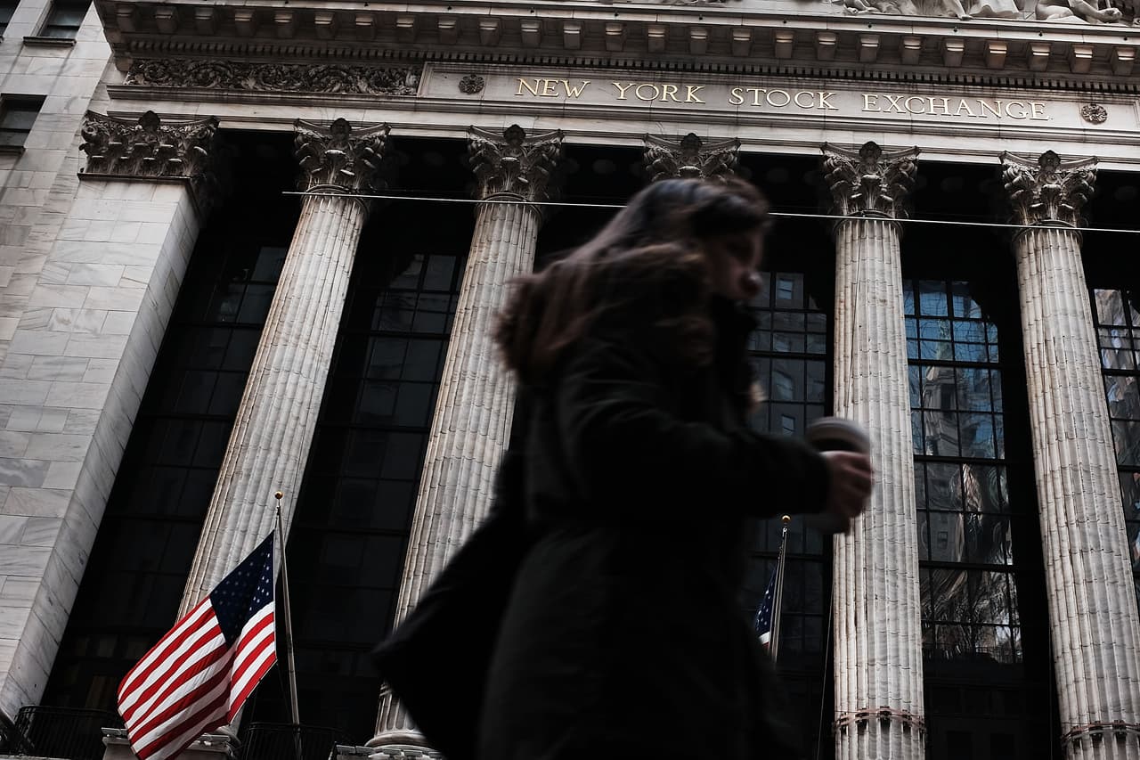 Se desploma el petróleo, cae Wall Street