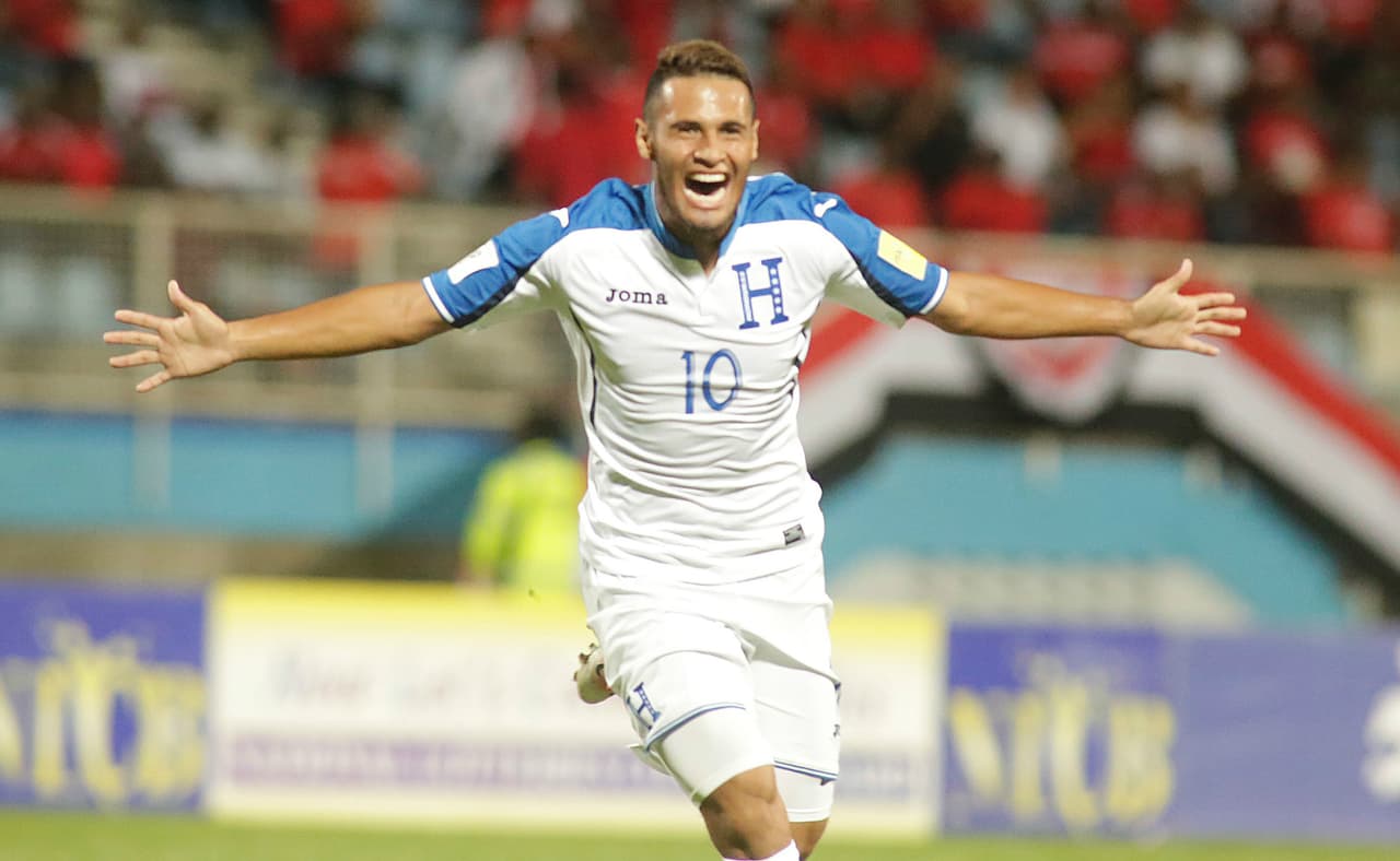 Honduras sacó un triunfo en T&T que le da vida en el Hexagonal Final