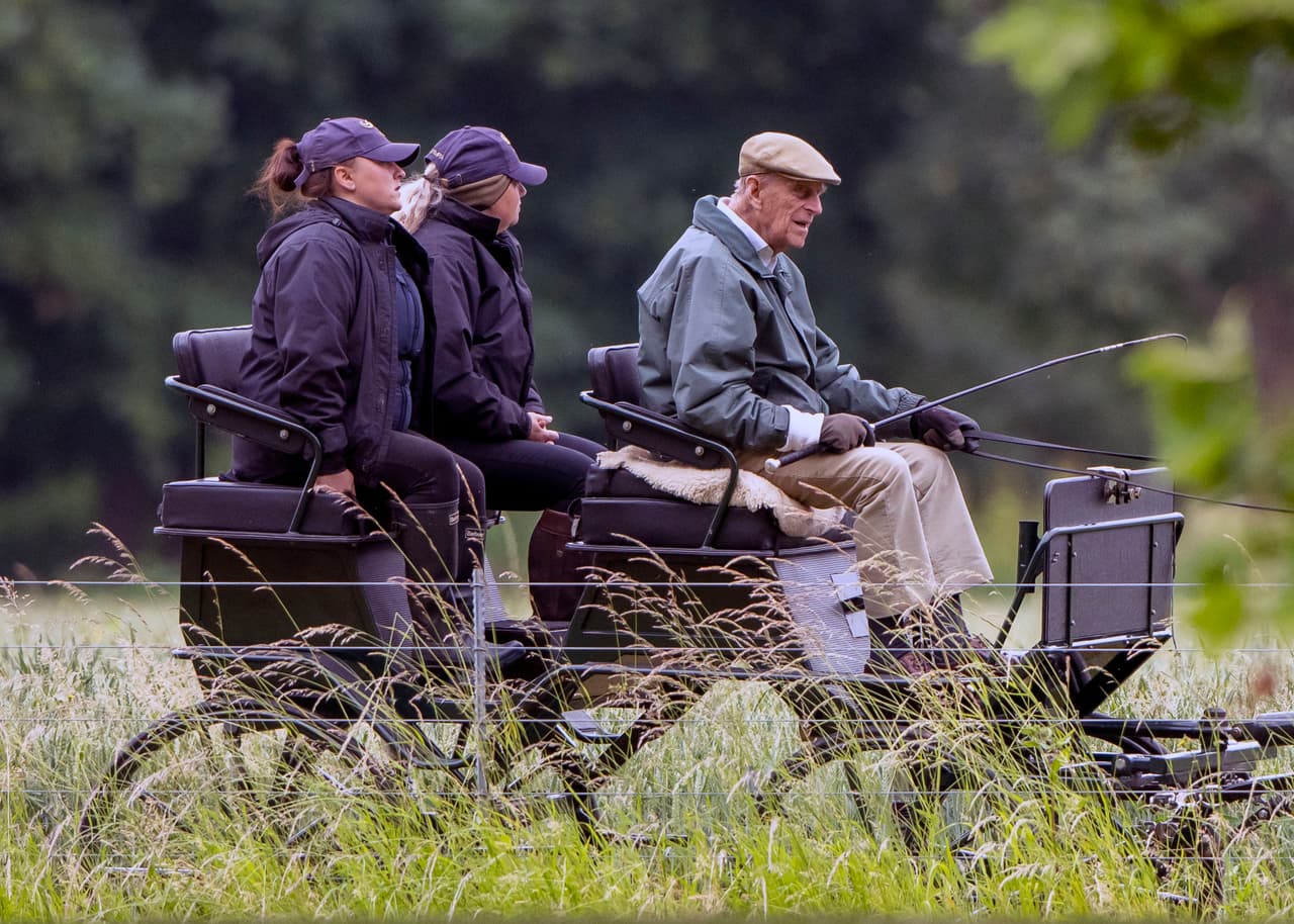 Recientemente se le vio en Balmoral, donde vacaciona al lado de su familia. Esta es la primera vez que se deja ver en el lugar desde junio pasado, cuando paseó en carruaje después de su cumpleaños.
<br>
