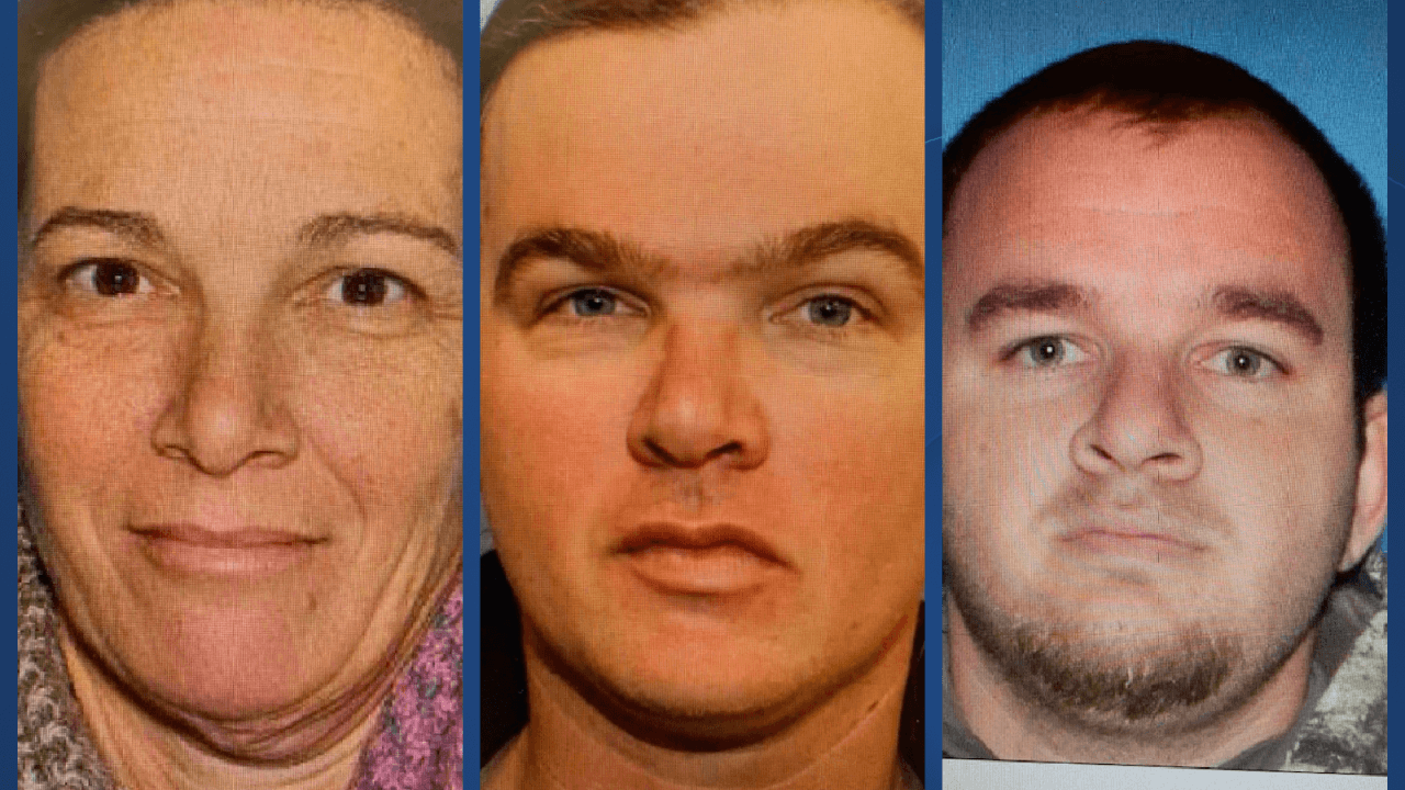 Una mujer y sus dos hijos son arrestados después de que el cuerpo de su esposo fue encontrado enterrado debajo de un cobertizo