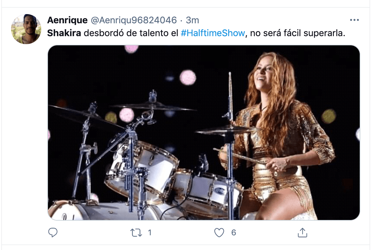 El año pasado, durante menos tiempo, Shakira tocó varios instrumentos y también cantó al compartir escenario con JLo en el Super Bowl LIV.