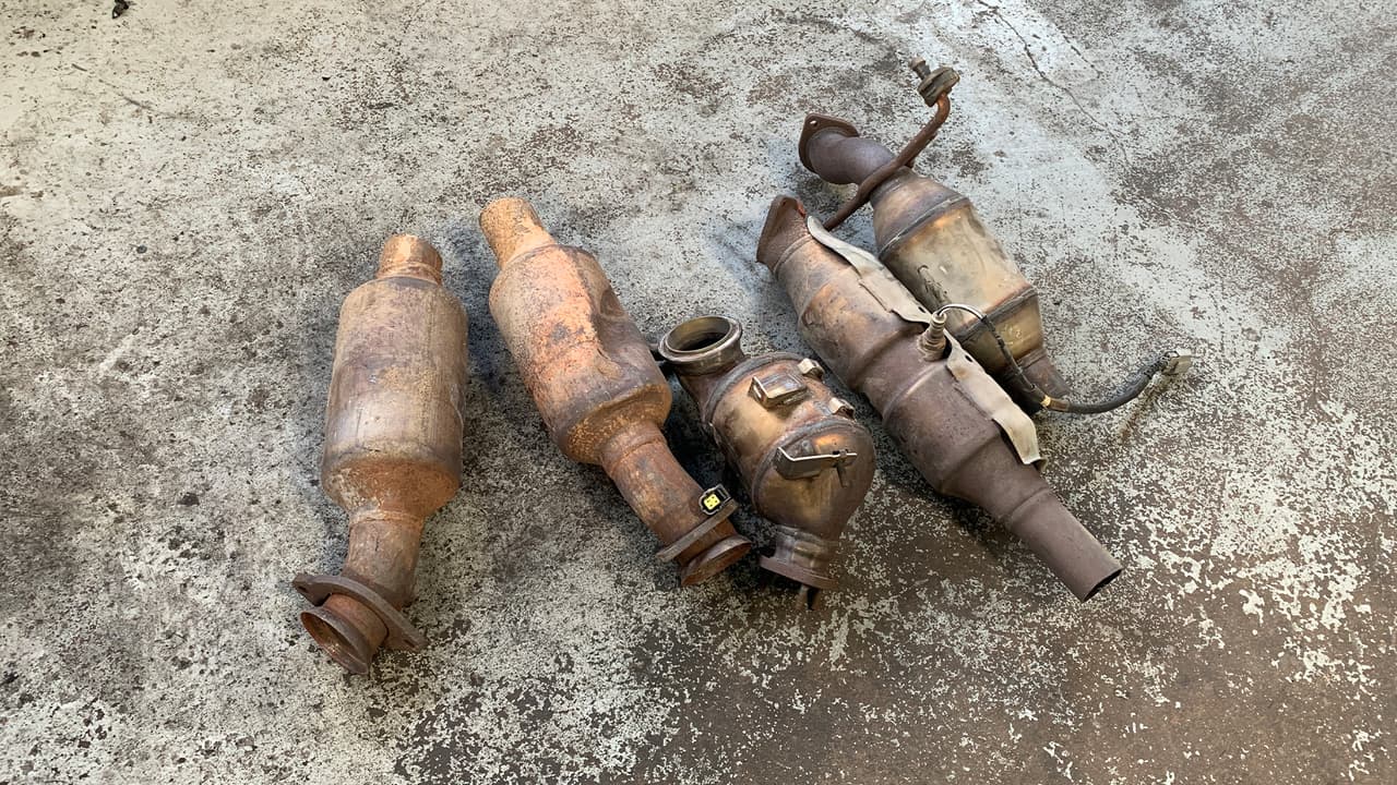 El gramo de estos metales 
<a href="https://www.univision.com/local/houston-kxln/isaac-sanchez-ayuda-robo-catalizador-papa-johns-tormenta-invernal-houston">es muy caro,</a> incluso mucho más que el oro.