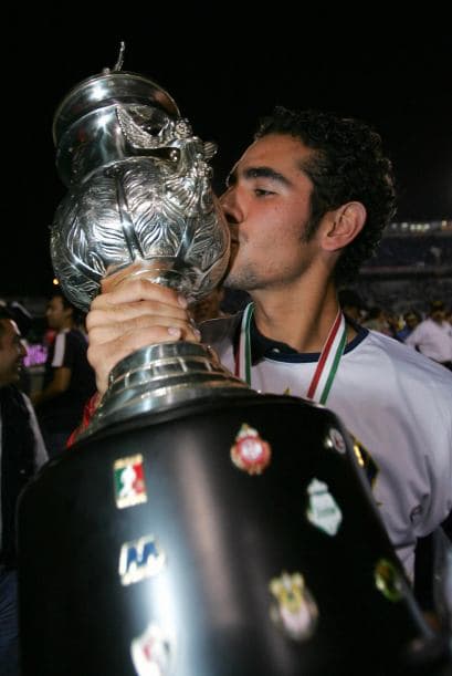 Hugo Sánchez Jr. (Q.E.P.D.) no logró brillar como futbolista ni como actor pero había encontrado la estabilidad como Director de Cultura Física y Deporte en la delegación Miguel Hidalgo en México D.F. desde el 2012.