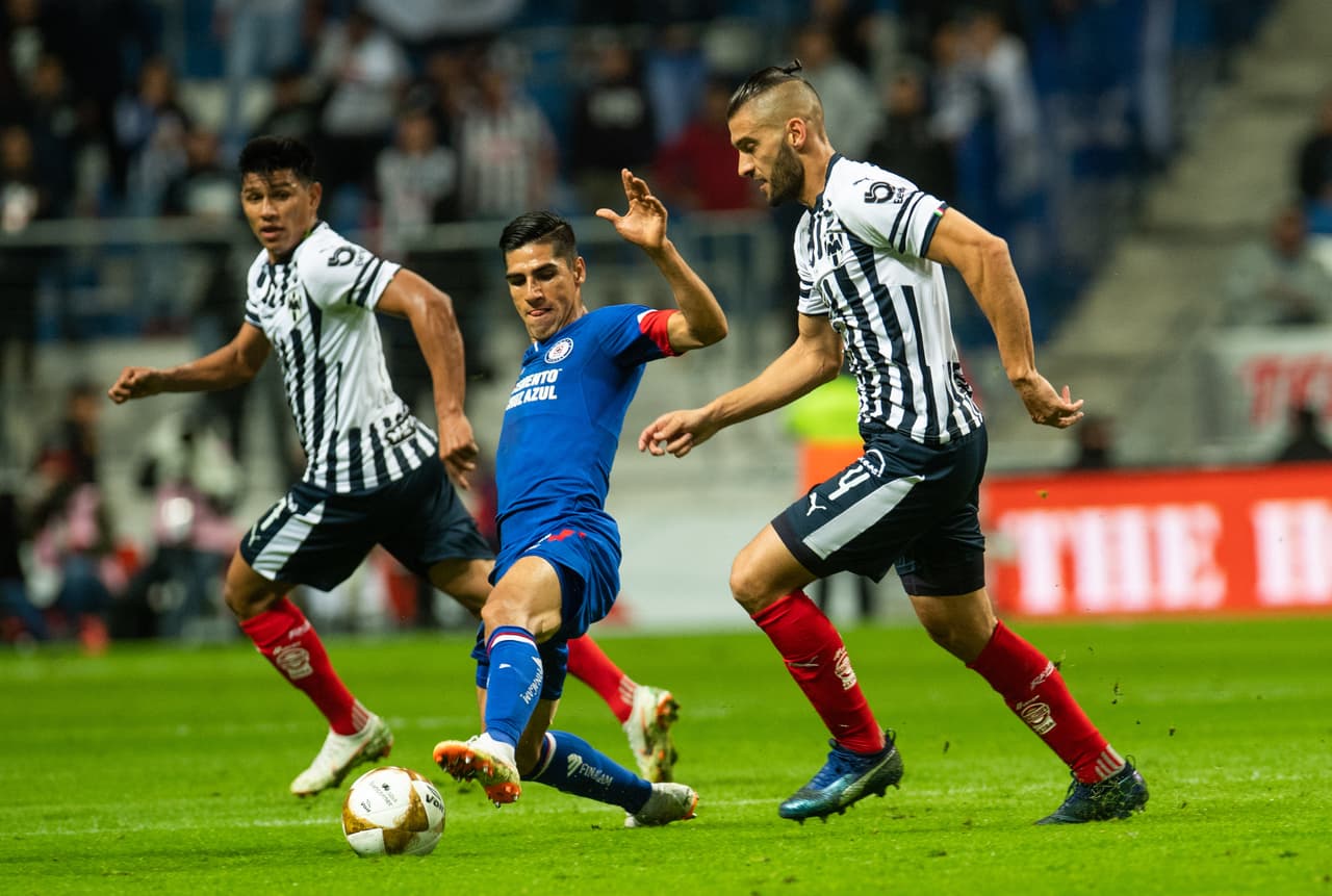 <b>Nico Sánchez: 8.</b> Gran partico del central argentino. Su principal responsabilidad la cumplió y no tuvo titubeos al momento de defender. (Mexsport)