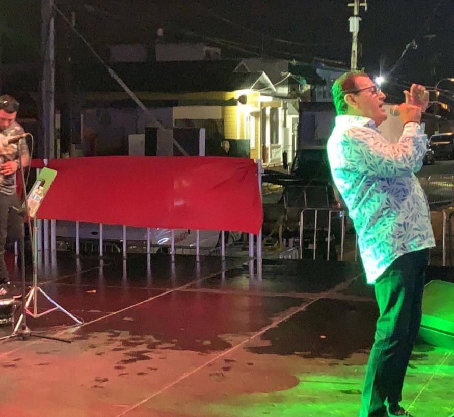 El éxito lo acompañó hasta el día de hoy, logrando éxitos con temas como 'La copa rota', 'Borinquen tiene montuno' y 'Como mi pueblo'.
<br>