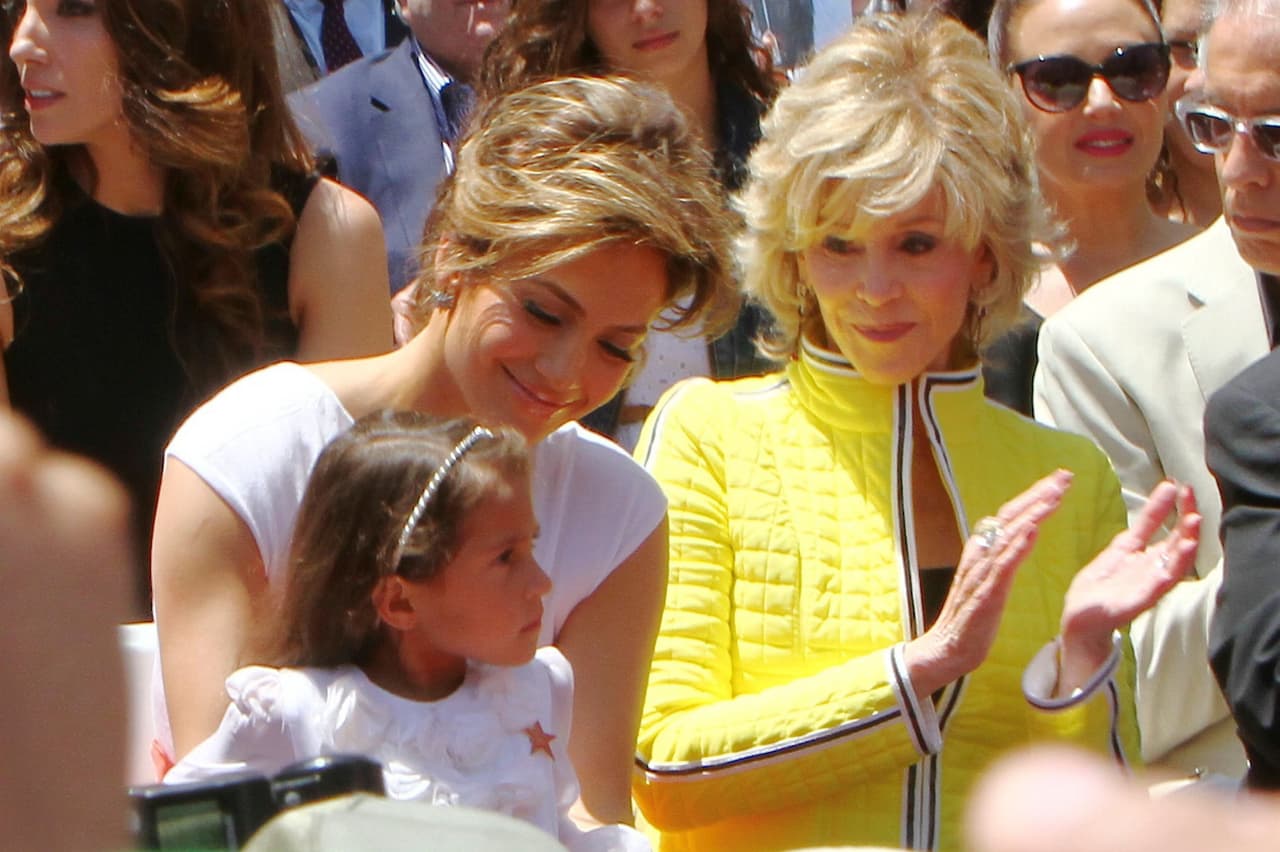 Aquí durante una ceremonia especial en el Paseo de la Fama de Hollywood al que Emme acompañó a su famosa madre en 2013.