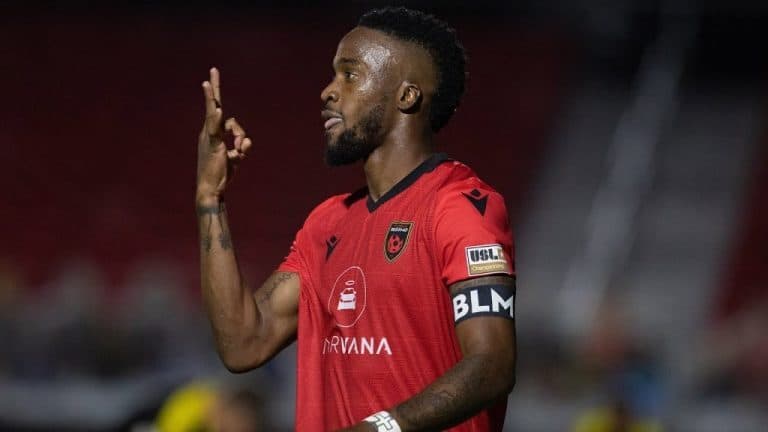 Jugador que insultó a Collin Martin del San Diego, equipo de Donovan, es suspendido