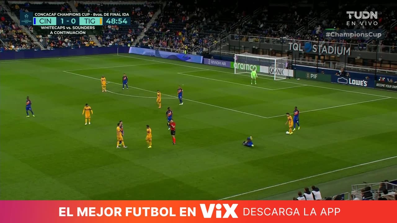 ¡Pintan de amarillo a Garza!