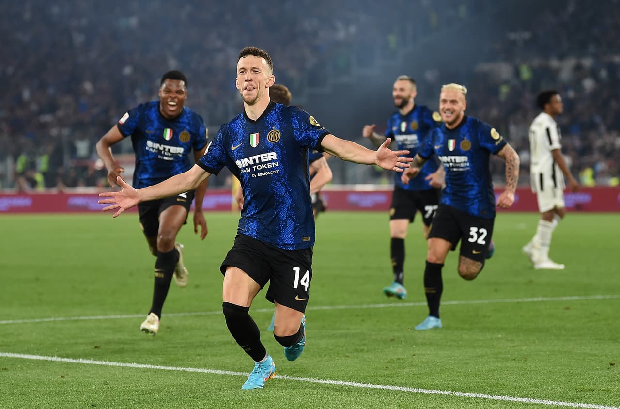 En una Final que se tuvo que ir hasta los tiempos extra, el Inter de Milán vino de atrás luego de que la Juve le dio la vuelta al inicio del segundo tiempo y con un doblete de Perisic, se llevaron la Coppa de Italia a sus vitrinas.