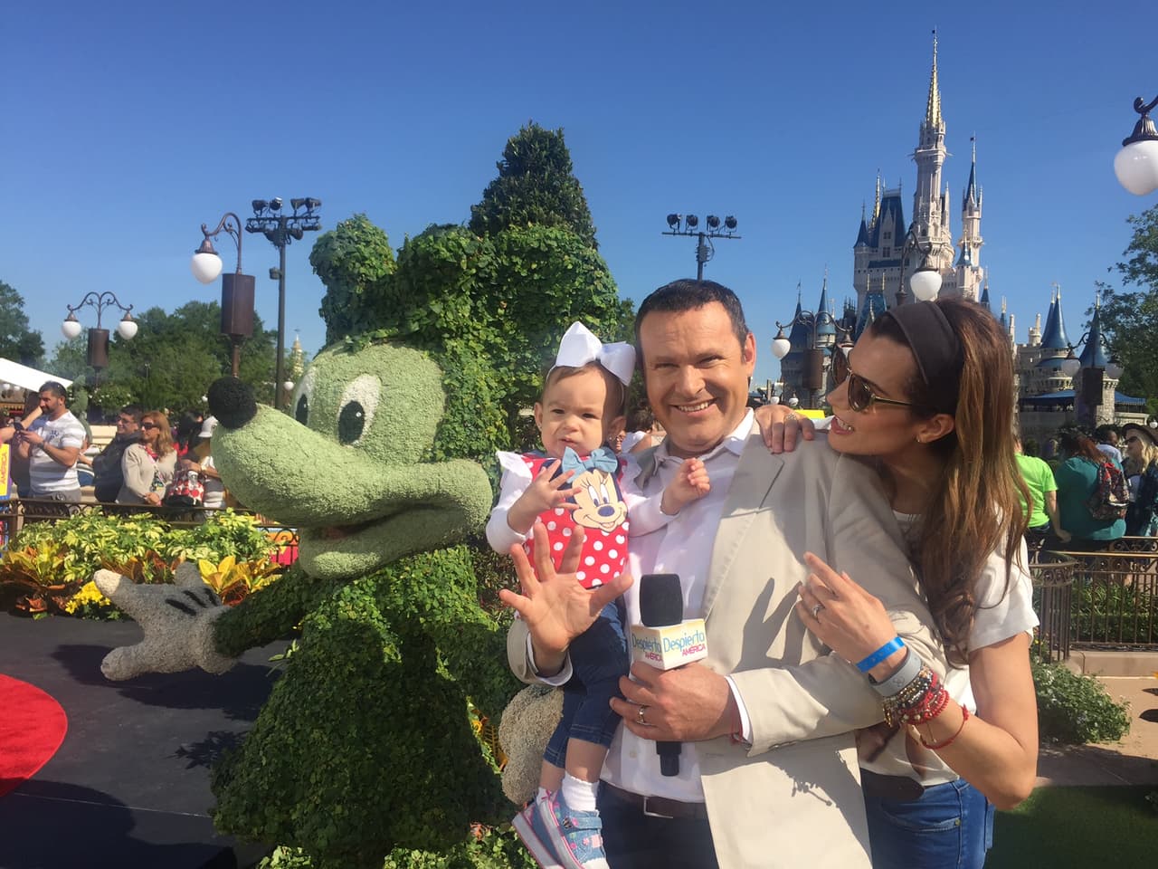 Alan, su esposa Cristina y baby Michelle, se preparaban para un día inolvidable.