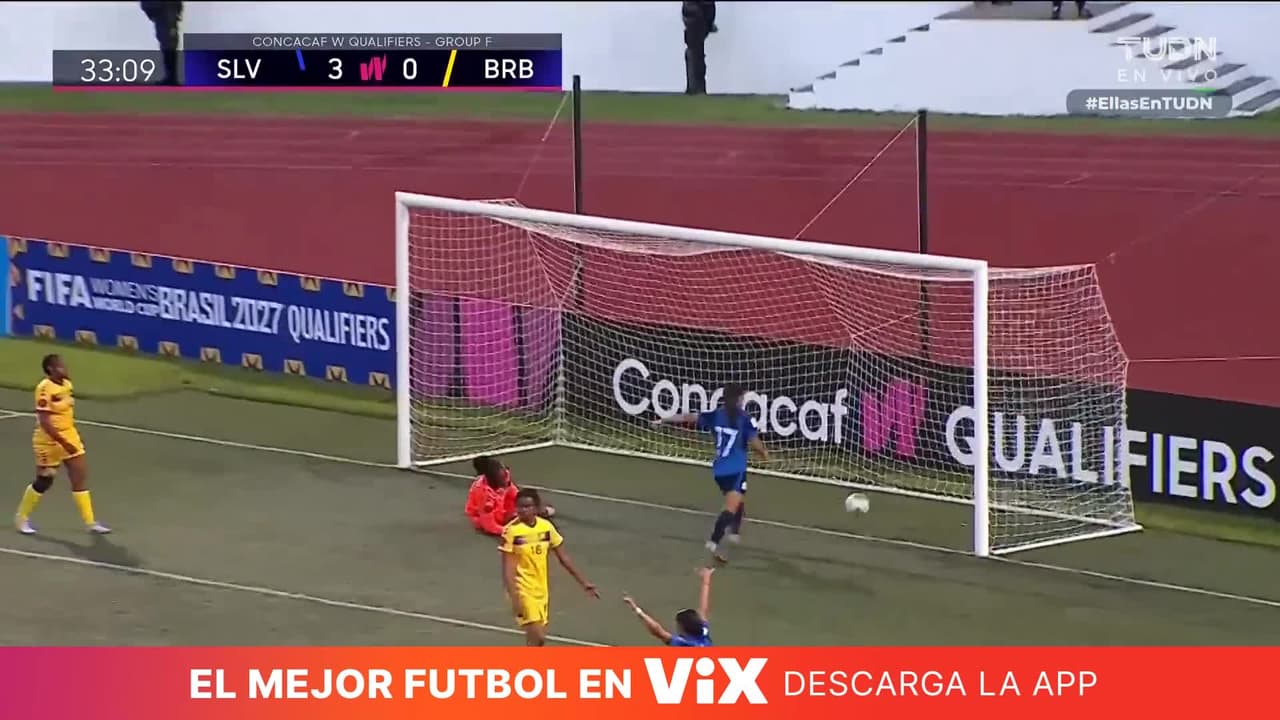 ¡El cuarto de El Salvador! Golazo de Danielle Fuentes, su segundo del partido