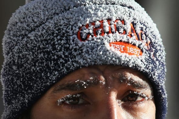Luego de la caída de sobre 8 pulgadas de nieve en zonas de Chicago ahora se esperan vientos helados de hasta 20 grados bajo cero, en lo que meteorólogos ya describen como uno de los inviernos más intensos desde el 1985.