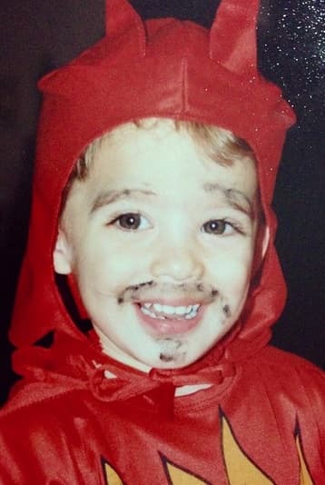 Pero el bebé que nació en 1990 en el DF creció y actualmente es todo un rompecorazones.