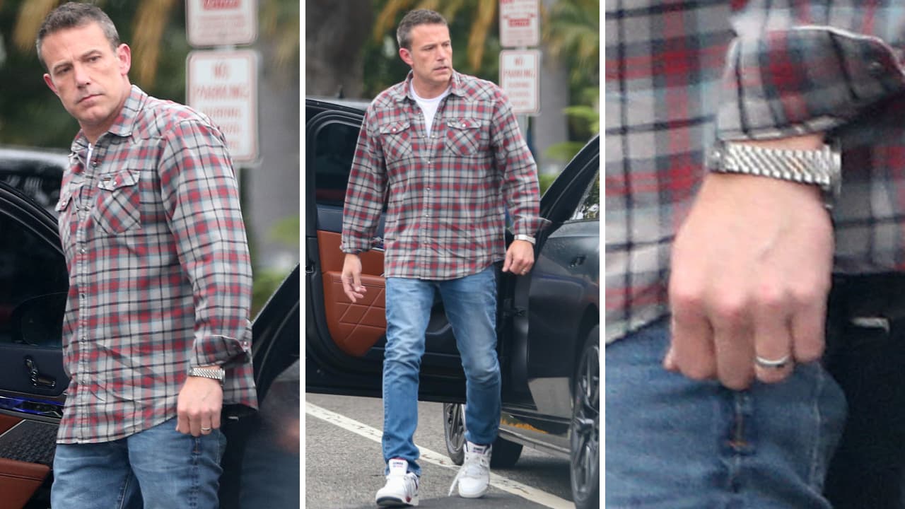 Ben Affleck también porta su anillo de matrimonio.