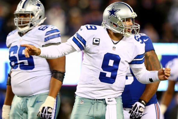 Tony Romo con 11 quarterbacks arriba de él en la lista del "Top 100 del 2014"