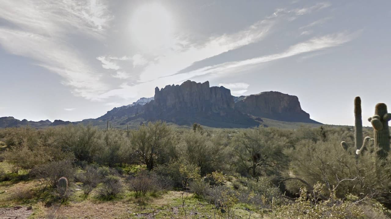 Joven que quería tomarse una foto resbaló y cayó por abismo de 700 pies en montaña de Arizona 