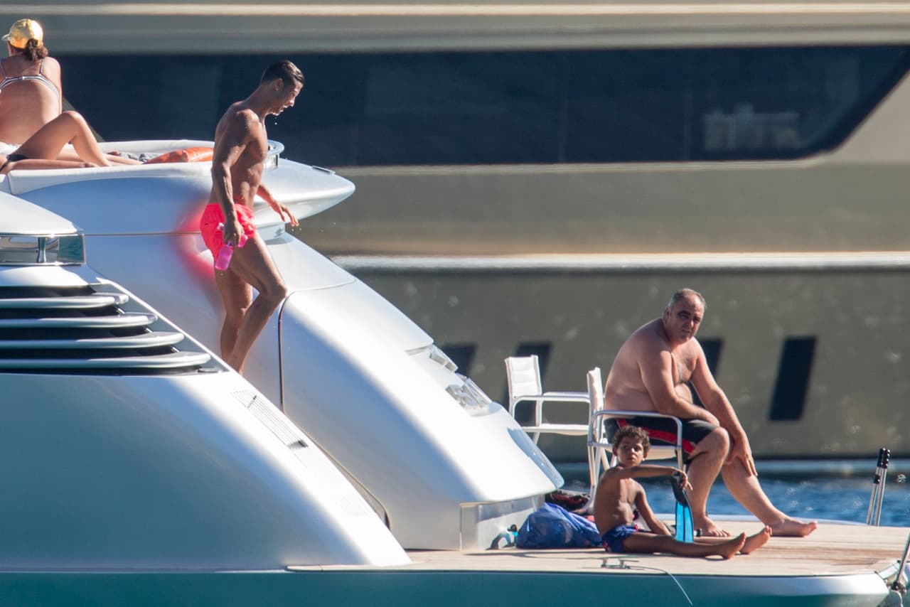 Lo que llamó la atención de las cámaras fue...