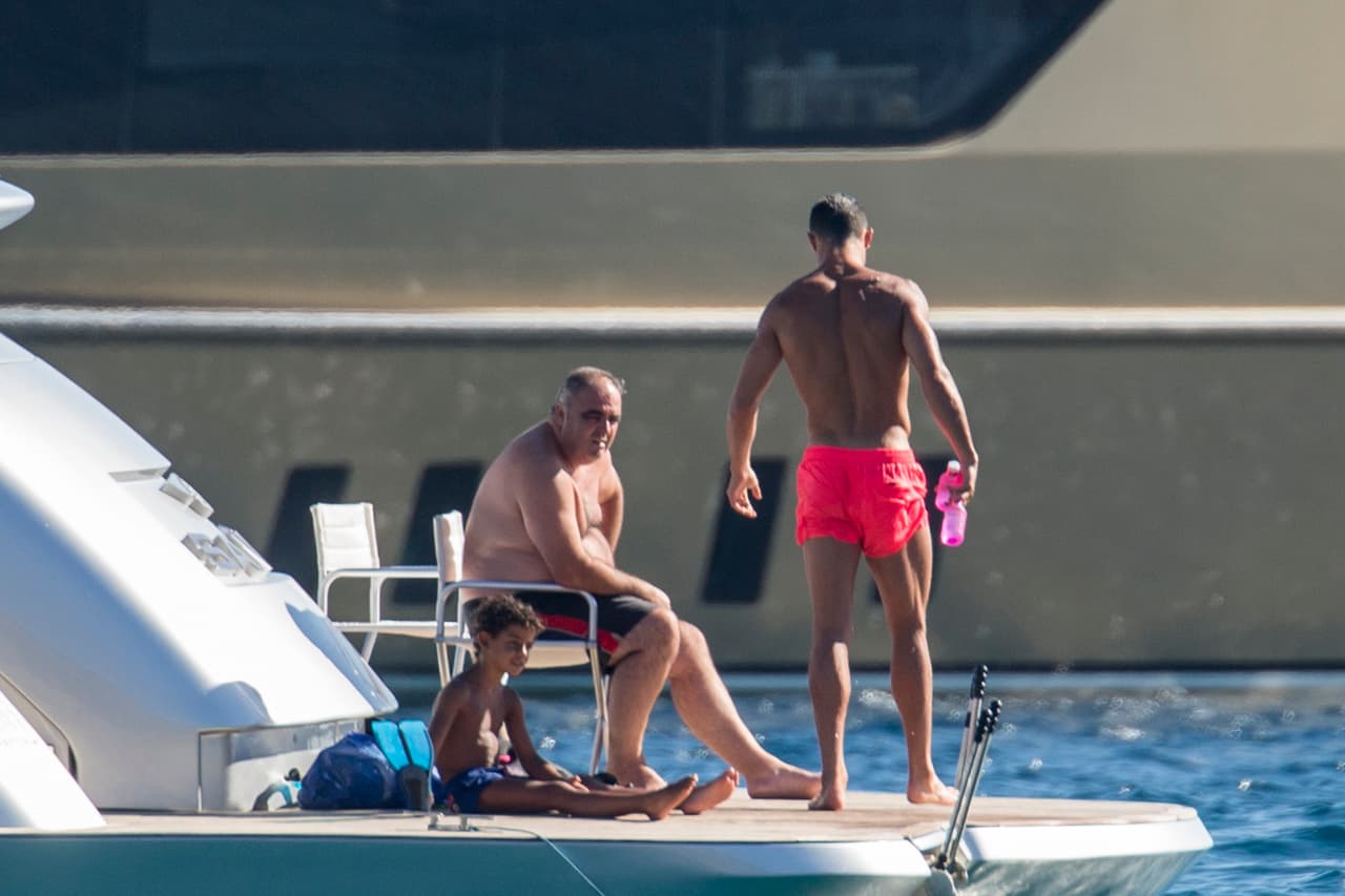 ¡Su colorido traje de baño!