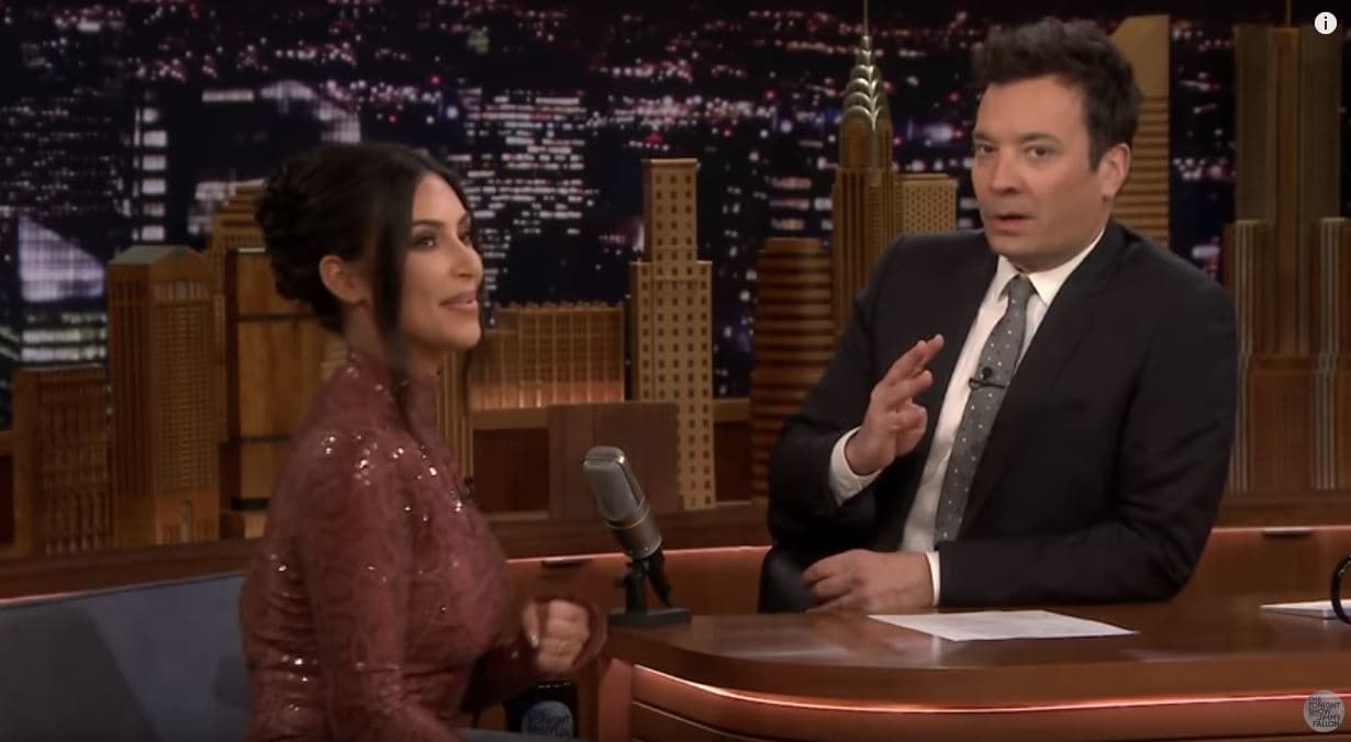 A lo cual Jimmy Fallon respondió que ese estrés se debía al hecho de que jamás volvería a dormir: “Claro, porque ya no duermes nunca más. Tienes qué despedirte de dormir, se acabó”, dijo entre risas.
<br>