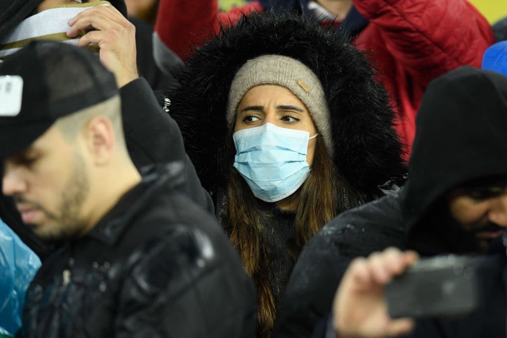 Si tienes preguntas sobre el coronavirus puedes llamar en EEUU al
<b>1-888-364-3065</b>. También puedes
<b><a href="https://www.univision.com/temas/coronavirus" target="_blank">seguir aquí</a></b> la cobertura de Univision con lo último sobre esta emergencia.
<br>