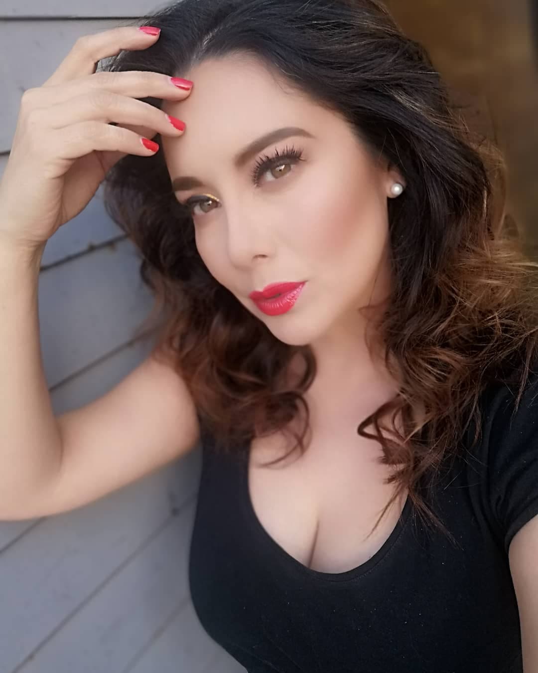 Sugey Abrego se presentó a trabajar a la Asociación Nacional de Interpretes y no le permitieron entrar, pues las instalaciones fueron cerradas después de que aparentemente una actriz había dado positivo en la prueba del coronavirus.