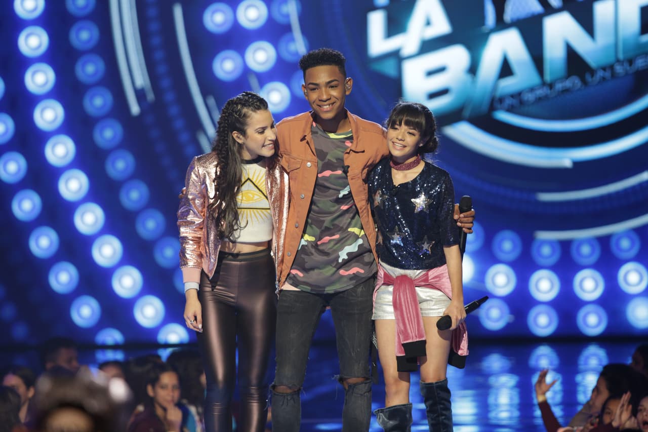 Los chicos interpretaron el tema ‘Algo contigo’, de Gente de Zona.