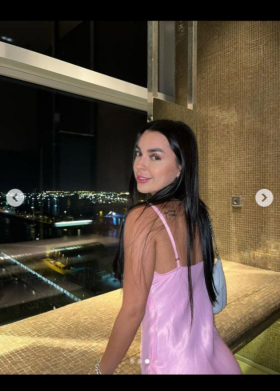 En un video que colgó el pasado 16 de julio en un viaje a Suiza, escribió sobre la vida.
<br>