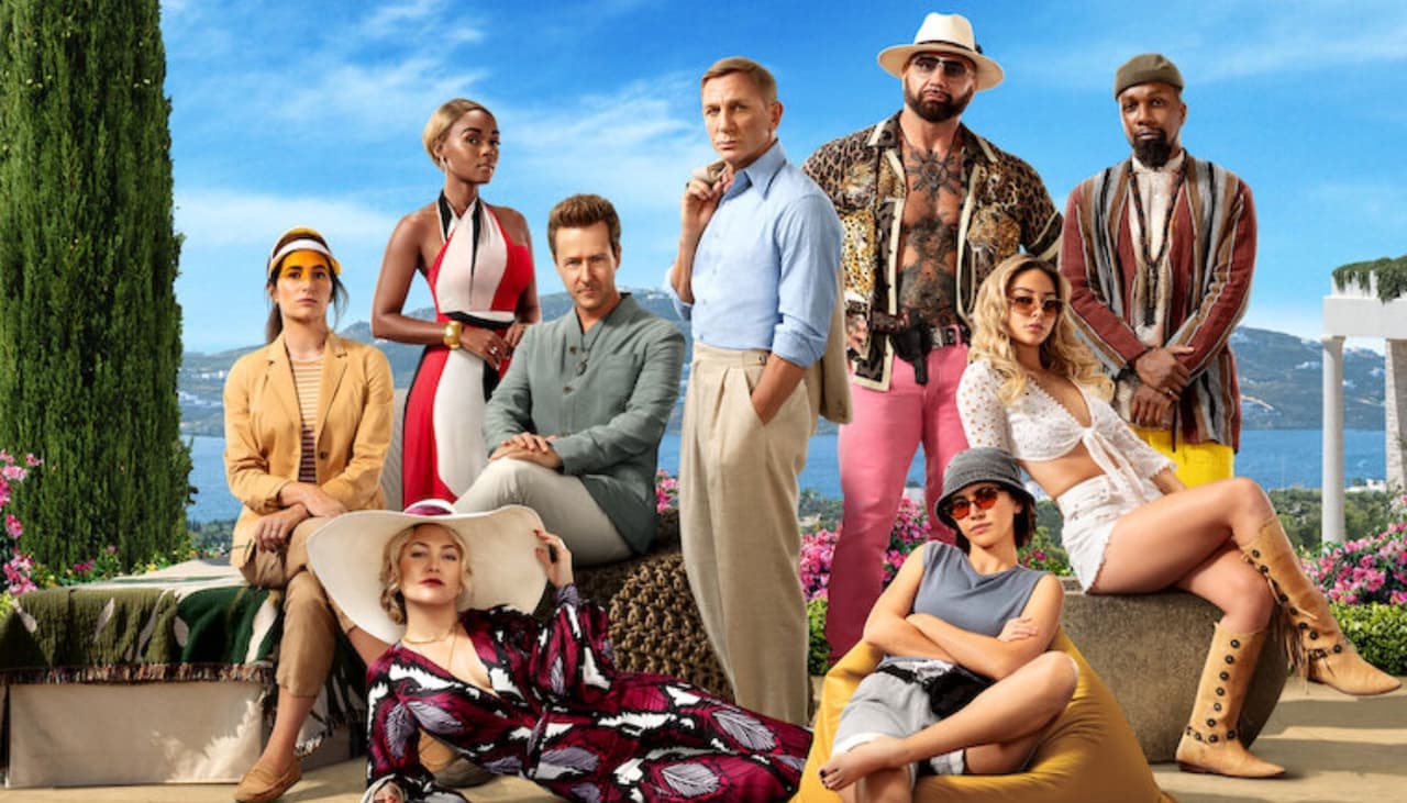 En ‘Glass Onion’ Daniel Craig regresa como el detective Benoit Blanc.