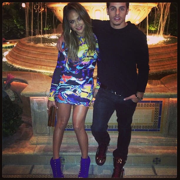 Pero además de sus compromisos, 'Jenny from de block' ha tenido otros romances fugaces, como el que tuvo con el actual juez de Mira Quien Baila, Casper Smart.