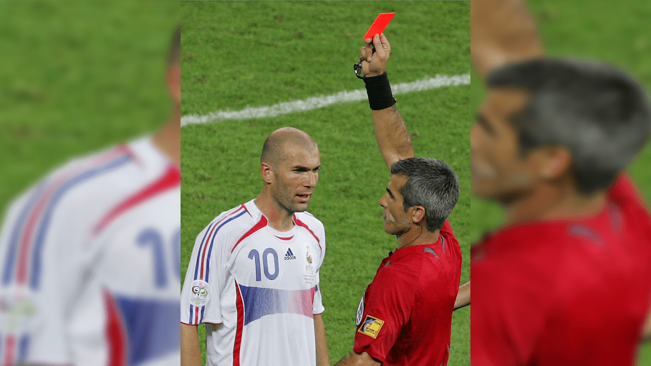 <b>Zinedine Zidane</b>
<br>El francés fue expulsado tras dar un cabezazo en el pecho a Materazzi durante la final de la Copa del Mundo en Alemania 2006. Francia perdió ante Italia.