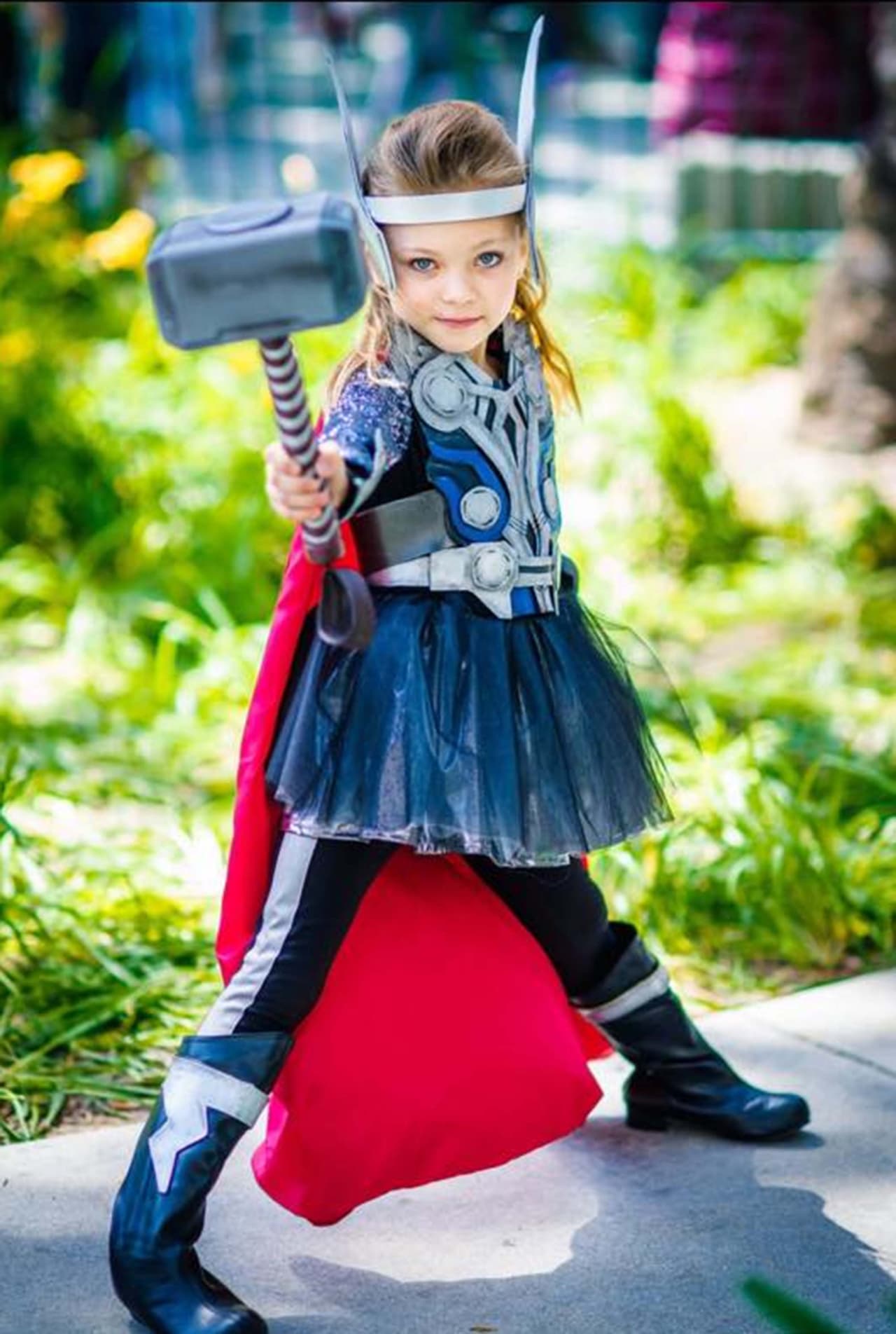 Además, le recuerdan lo dulce y tierna que luce con cada uno de sus trajes.