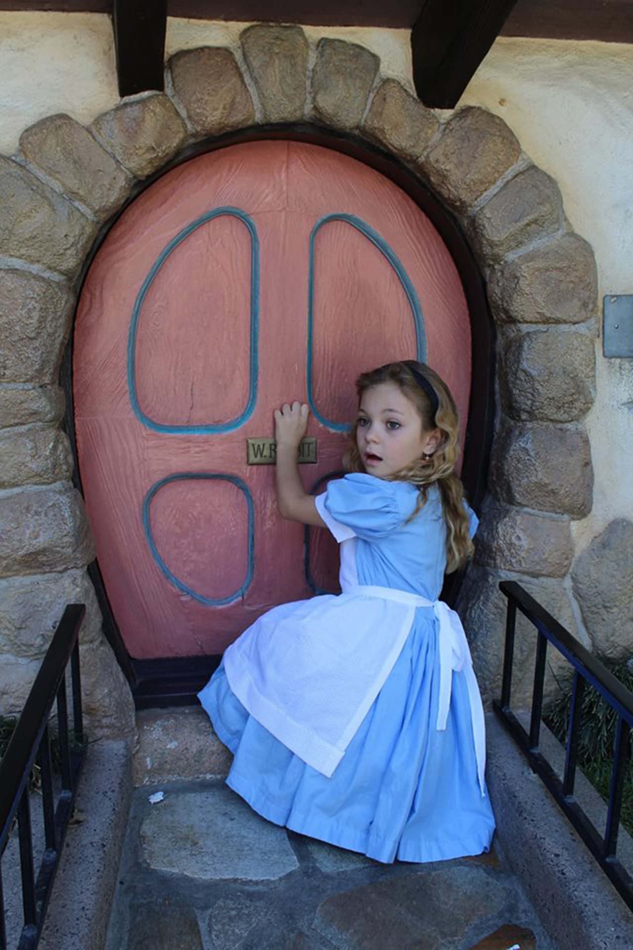 Cada vez que entra al mágico lugar, ¡viste uno de sus personajes favoritos!