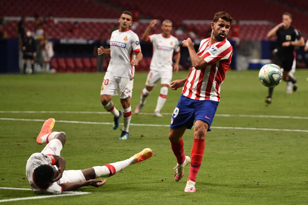 En la segunda mitad, Atlético se mostró más confiado; tuvo más la pelota y continuó atacando al rival que iba de más a menos en el partido.