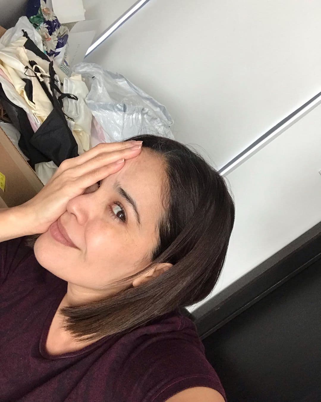 A pesar de la emotiva noticia en el mundo de la música, nuestros conductores aprovecharon los días de descanso para llevar a cabo actividades personales y otras recreativas. Por su parte, Karla Martínez decidió poner orden en casa: "Sábado de limpieza profunda, como guardar un cochinero, deveras que no sé de dónde estoy sacando tanto mugrero, ¿quién anda igual?".