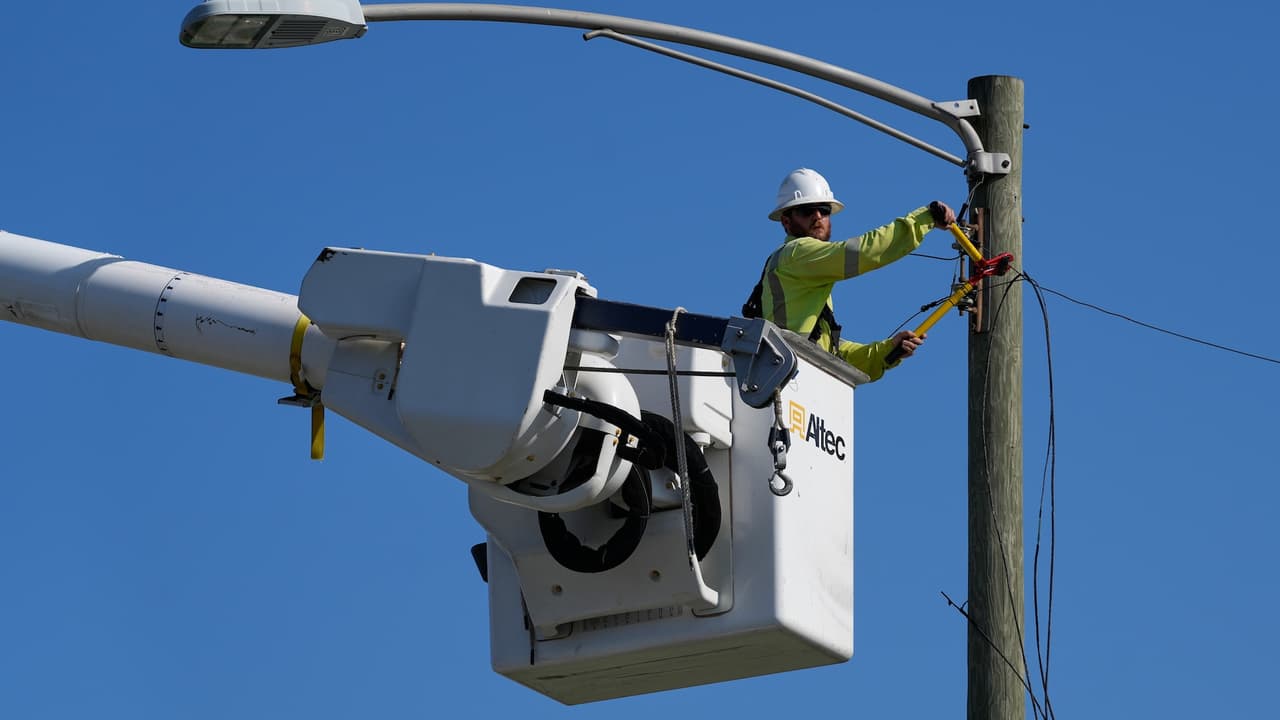 Qué hacer ante un corte de electricidad durante el nor’easter en el noreste de EE.UU.