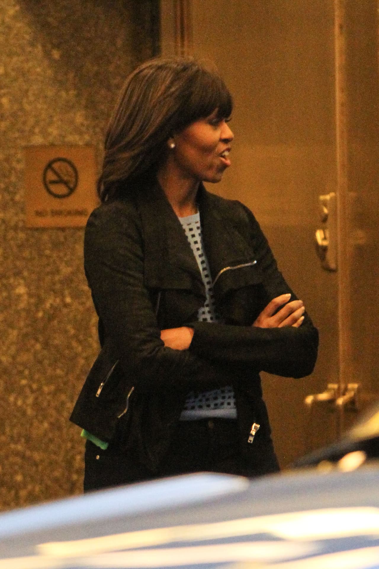 Aquí, al entrar al Late Night with Jimmy Fallon, en 2013 en Nueva York.