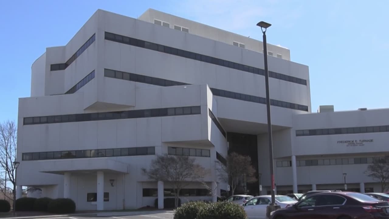 “Se produjo un gasto excesivo”: auditor estatal habla sobre la gestión en Rocky Mount