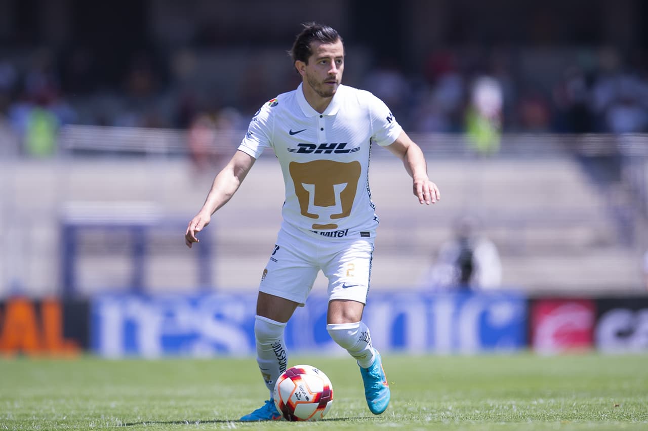 A pesar de haber jugado con 10 futbolistas la mayor parte del juego por la expulsión de Juan Ignacio Dinenno, los Pumas lograron una vital victoria ante Rayados.