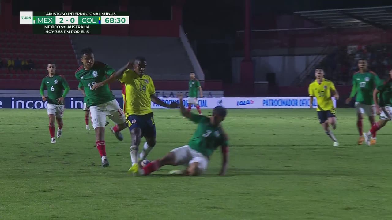 ¡Colombia coquetea con el gol en los pies de Caicedo!